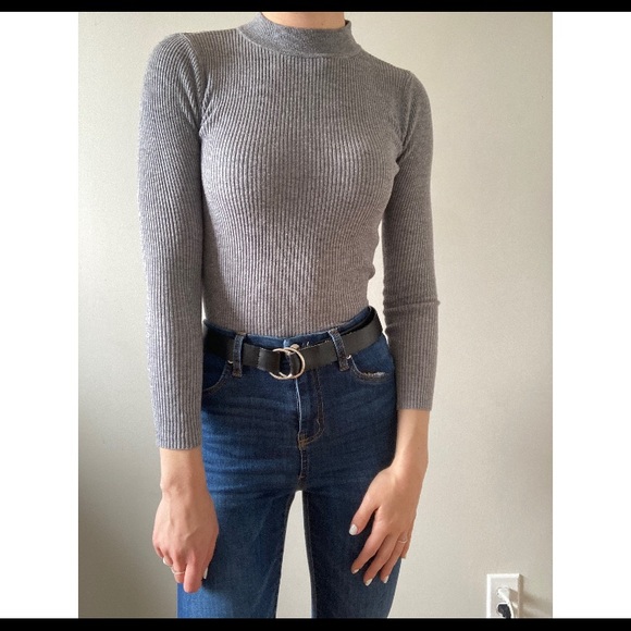 LONG SLEEVE GREY TOP - Picture 2 of 5